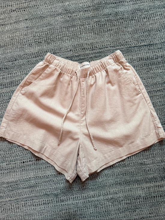 Abercrombie & Fitch Pants - Abercrombie & Fitch Light Blush High-Waist Linen-Blend Pull on Shorts XS